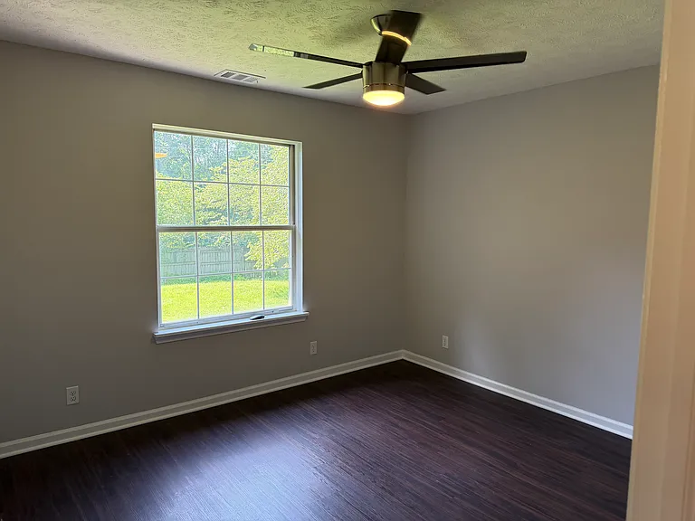 11131 Bayridge Cir W — Photo 18