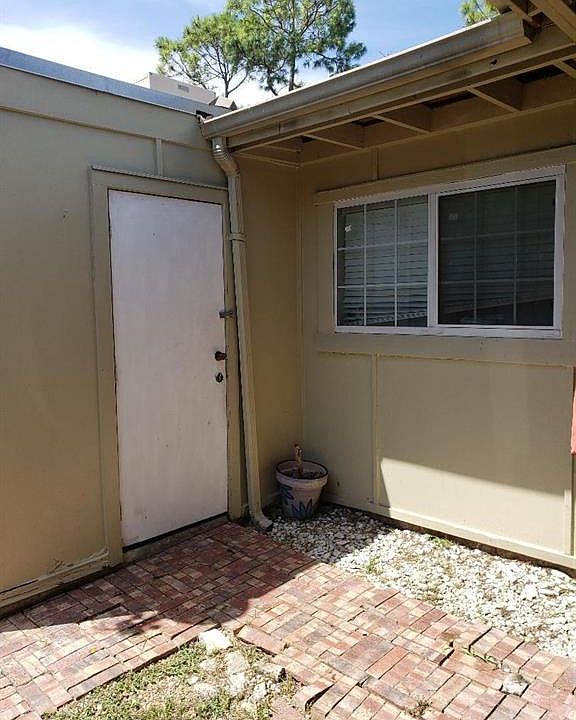 1st image of 12822 Bexley Dr #2822