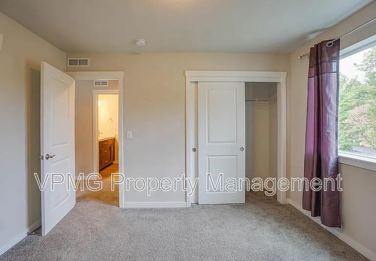 2904 NE 161st Ct — Photo 25
