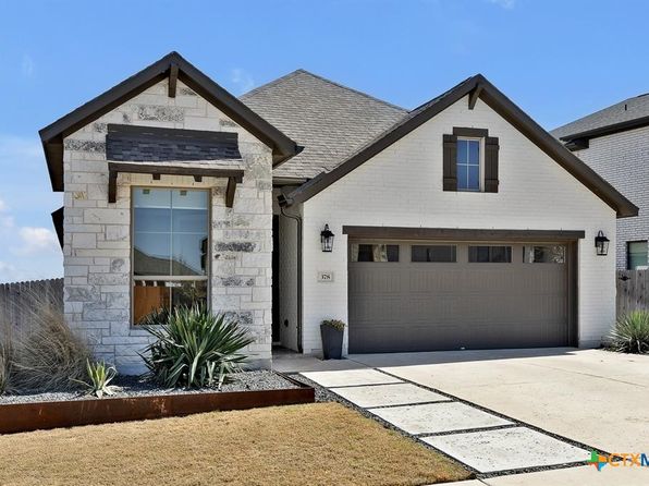 378 Carpenter Hill Dr, Buda, TX 78610