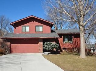 13936 Y Cir, Omaha, NE 68137