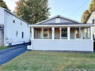 607 Grant St, East rochester, NY 14445