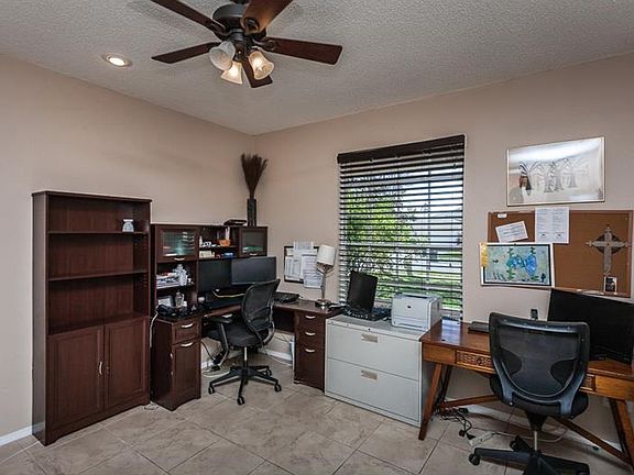 4th image of 612 Lake Cypress Cir