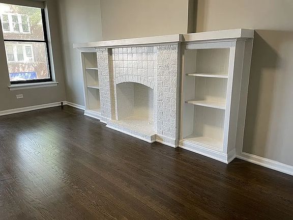 2nd image of 16 S Lavergne Ave #1