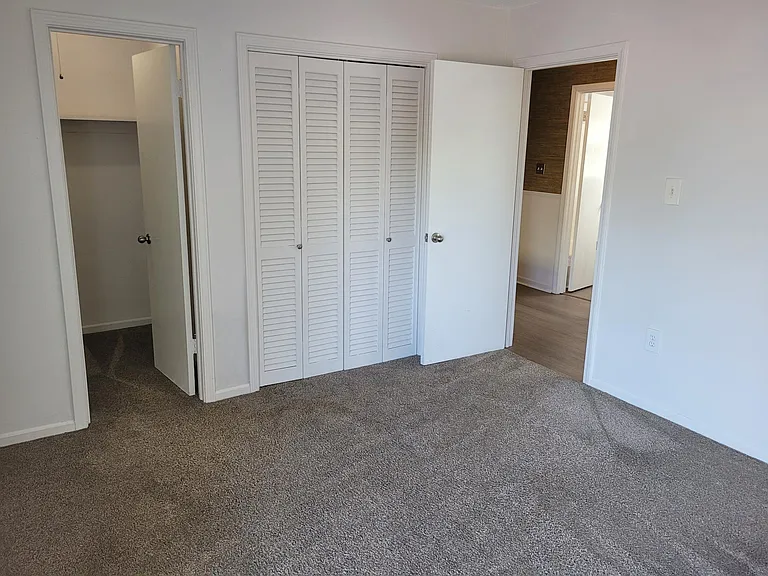 10 Poinsett Ave #D — Photo 10