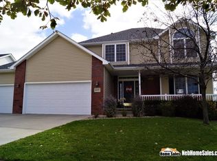 6435 Gabrielle Dr, Lincoln, NE 68526