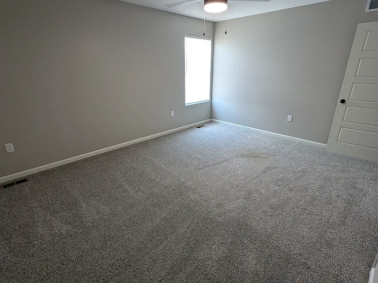 3421 W Angel St — Photo 6