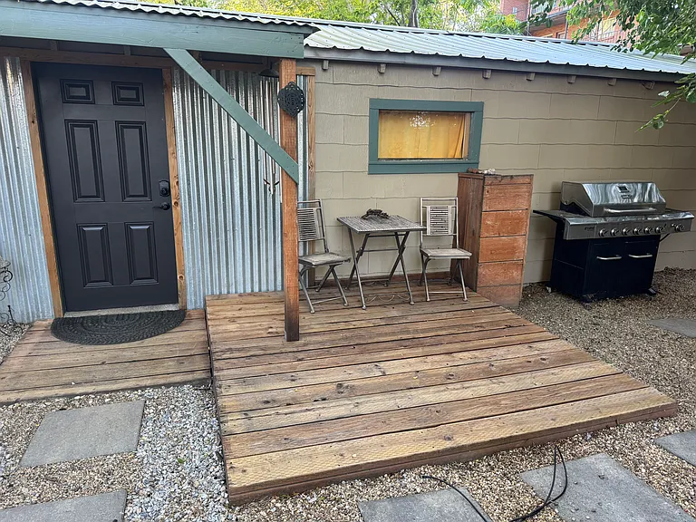 280 E Helm Ave #B — Photo 3