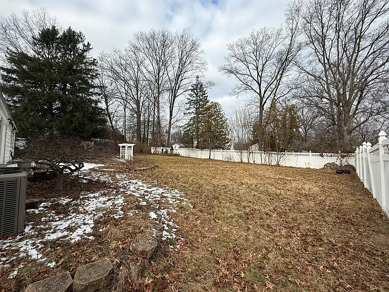 640 Vail Rd — Photo 4
