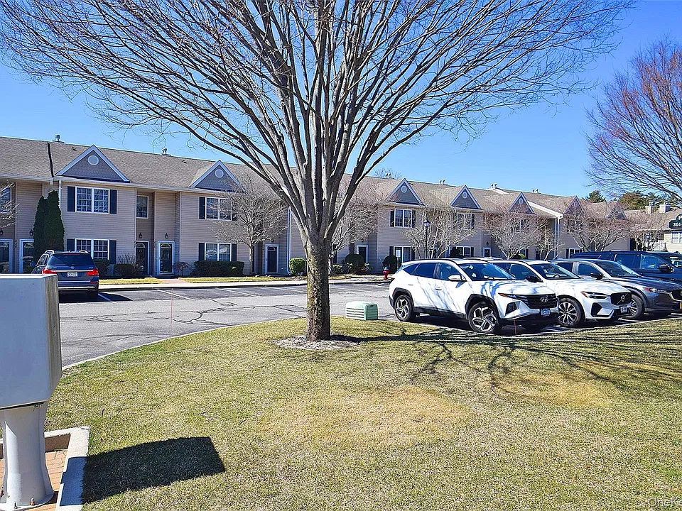 822 Portofino Pl