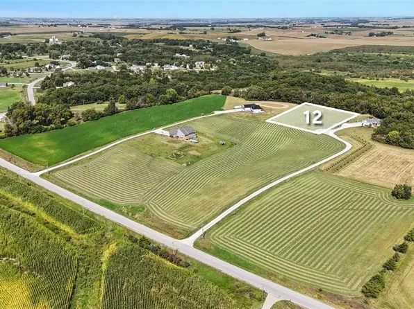 233rd Pl, Pella, IA 50219