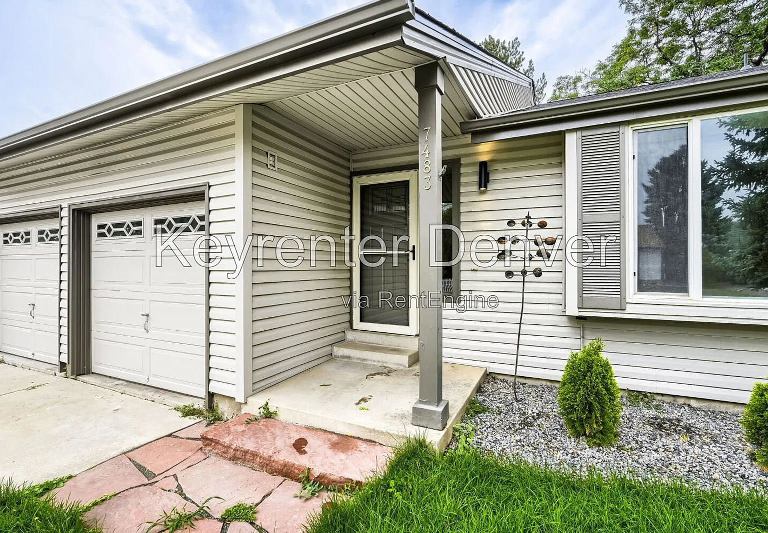 3 bed, 2.0 bath, 1574 sqft, $3,000 — Photo 3