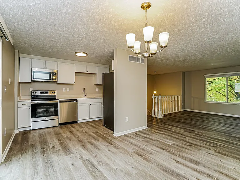 6978 Britwell Ln — Photo 7