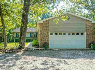 930 Vaughn Rd, Hot Springs National Park, AR 71901