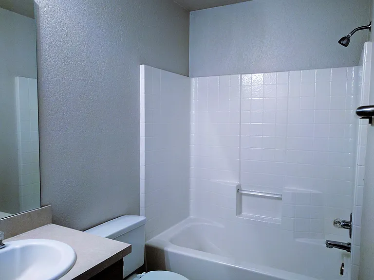 2821 E Lake Dr — Photo 10