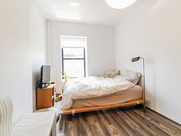 4th image of 145 Amity St APT 5