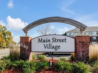 649 Old Highway 8 NW APT 431, New Brighton, MN 55112