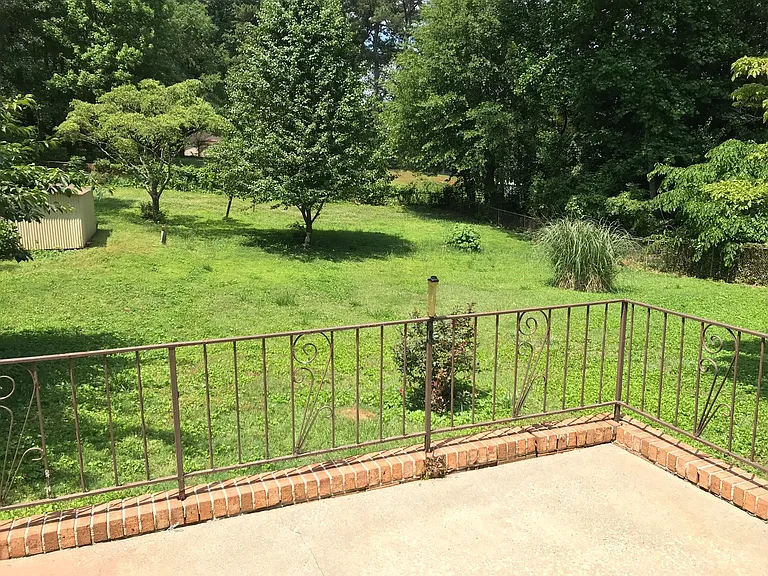1321 Mary Dale Dr SW — Photo 24