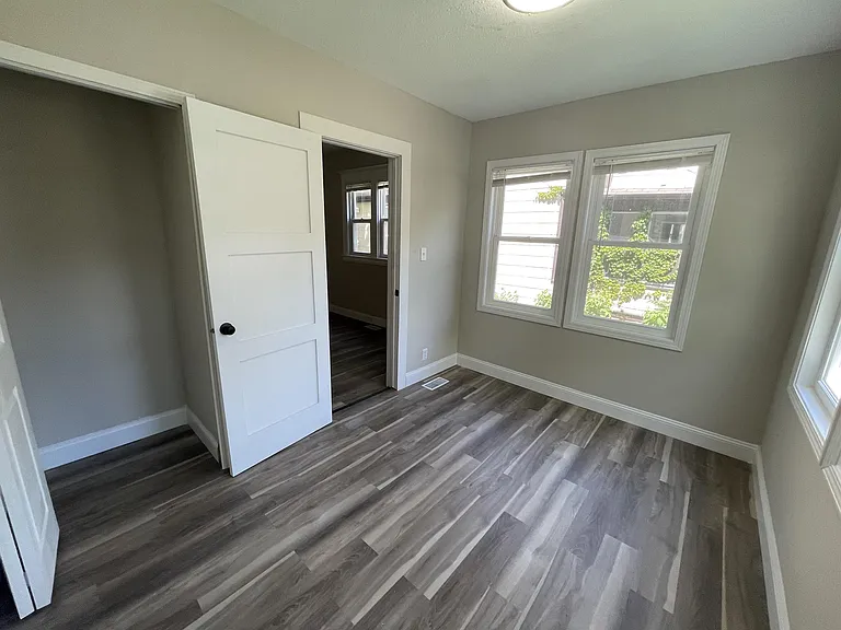 2720 Dupont Ave S #1 — Photo 13
