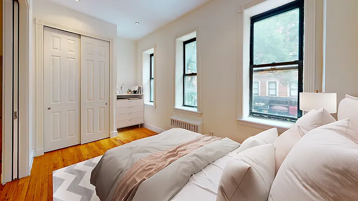 Rented by Bond New York | media 12