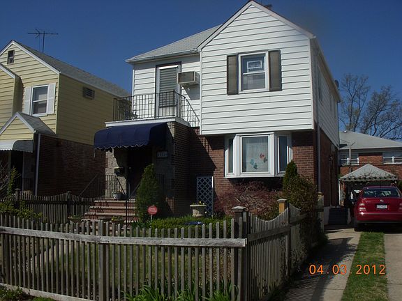 Brick/Vinyl Construction