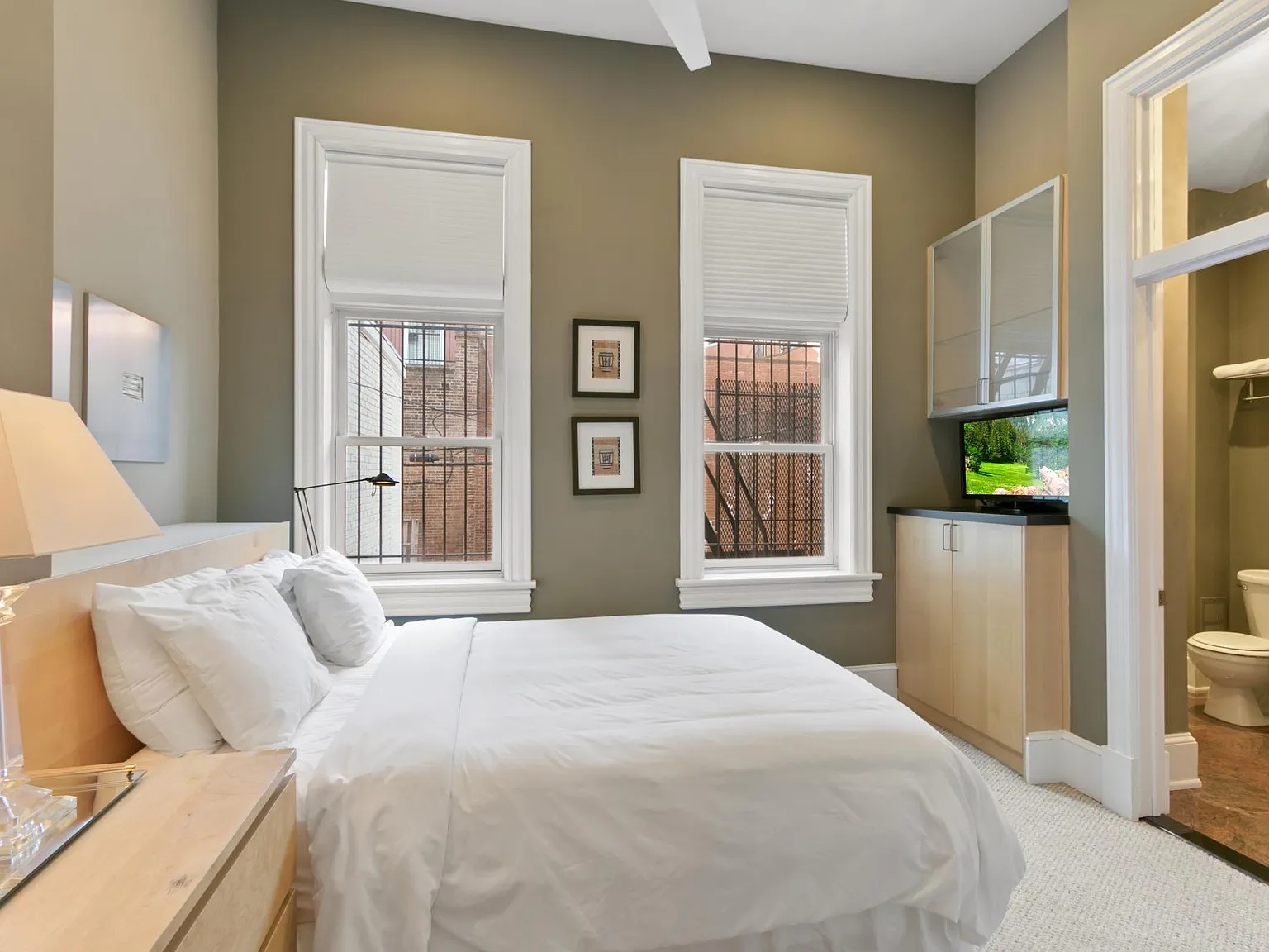1 bed, 864 sqft, $4,500 — Photo 1