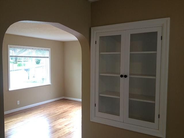 2nd image of 721 NW 10th Ave
