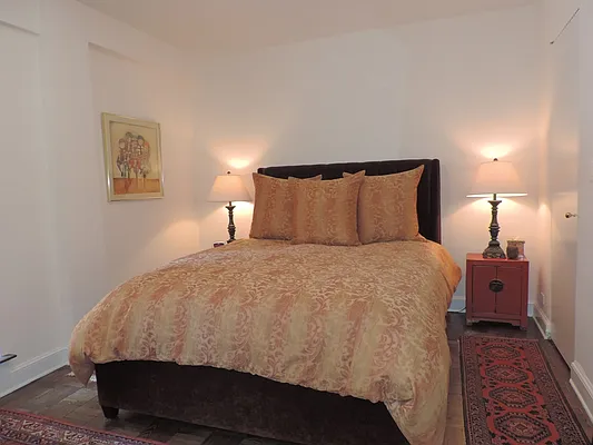 Rented by essential NEW YORK Real Estate | media 17