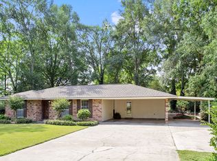 40423 Adele St, Gonzales, LA 70737