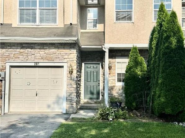288 Maple Ct