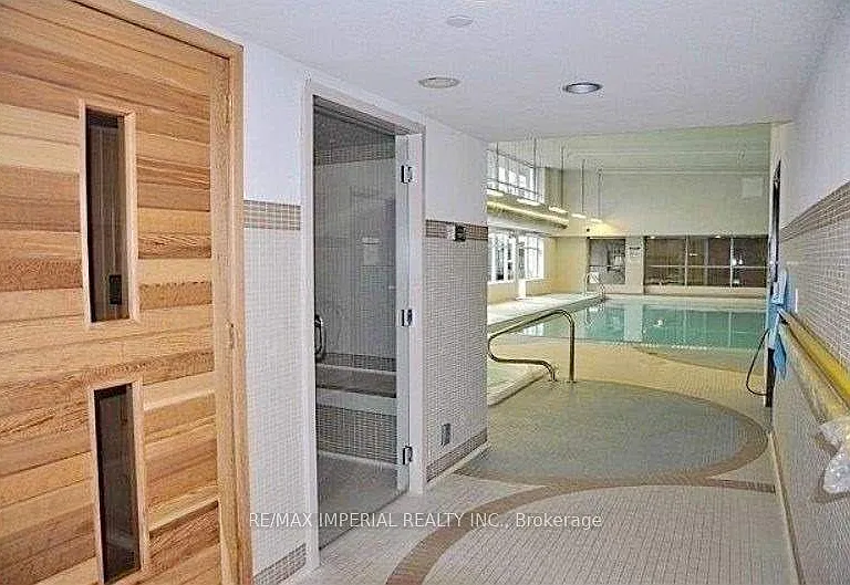 25 Town Centre Ct #322 — Photo 8
