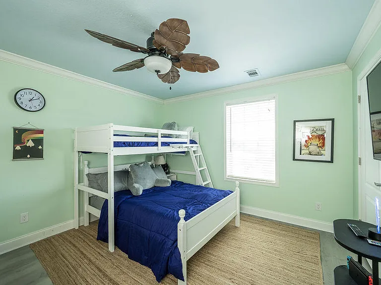 59 Palm Dr — Photo 20