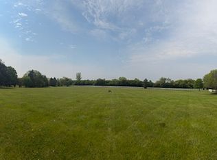 36650 N Kimberwick Ln, Wadsworth, IL 60083