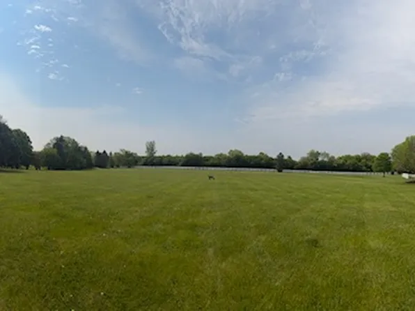 36650 N Kimberwick Ln, Wadsworth, IL 60083