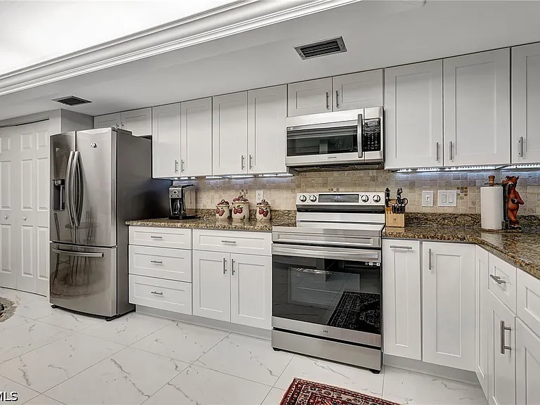 787 Overriver Dr — Photo 12