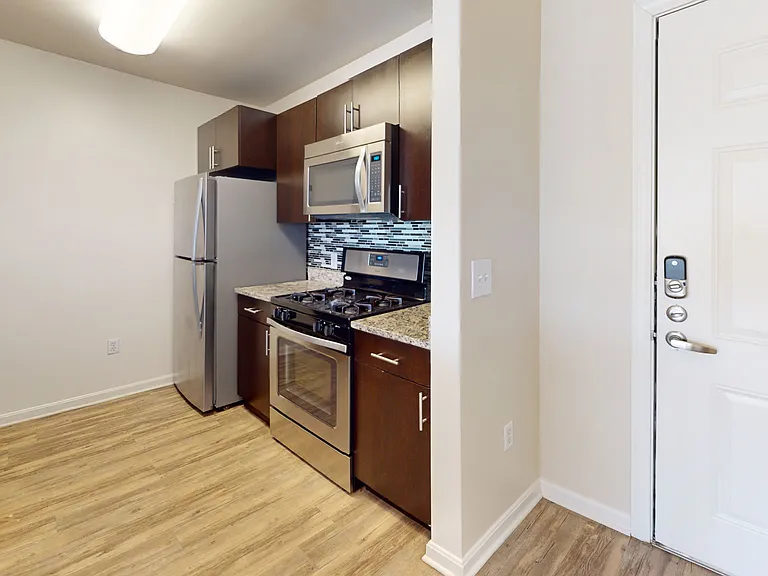 Inwood West — Photo 82