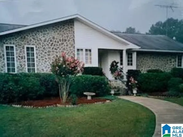 2589 Grist Mill Rd, Alpine, AL 35014