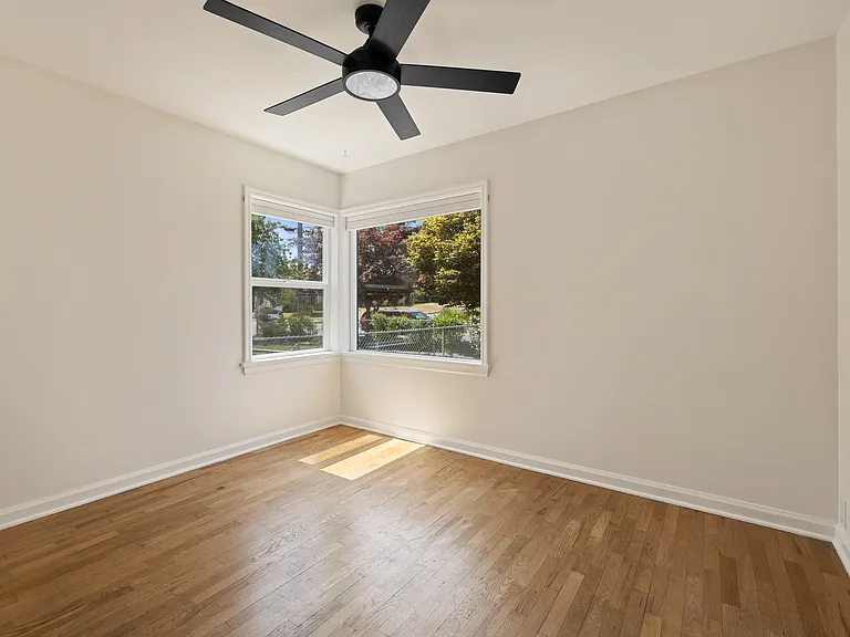 1505 N Monroe St — Photo 12