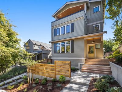 2710 1st Avenue W, Seattle, WA, 98119