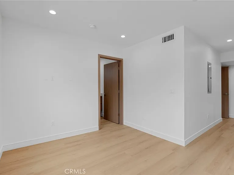 5222 Strohm Ave — Photo 15