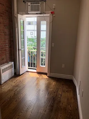 Rented by REAL New York | media 29