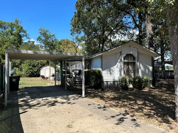 700 Oaklanding Cir, Kemp, TX 75143