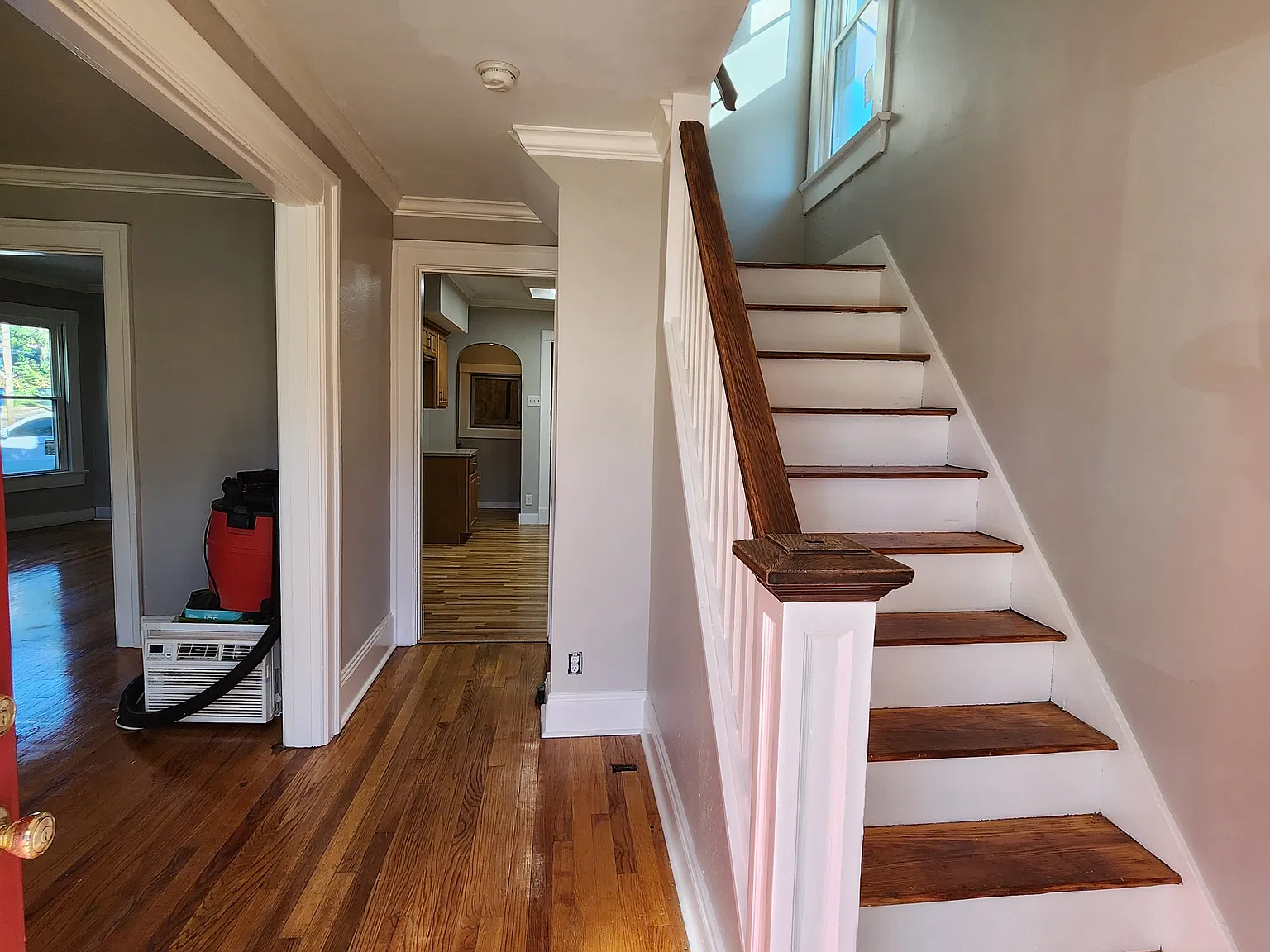 3 bed, 1310 sqft, $1,200 — Photo 3