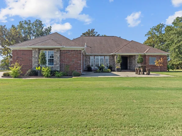 15 Planters Row, Scott, AR 72142