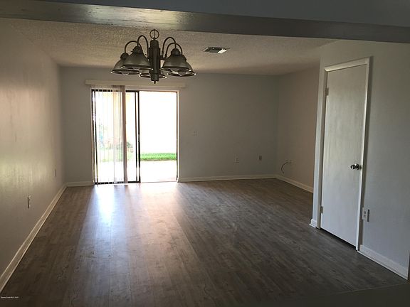 4th image of 158 San Juan Cir #158