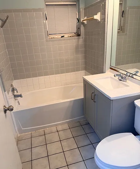 1113 Vineyard St — Photo 5