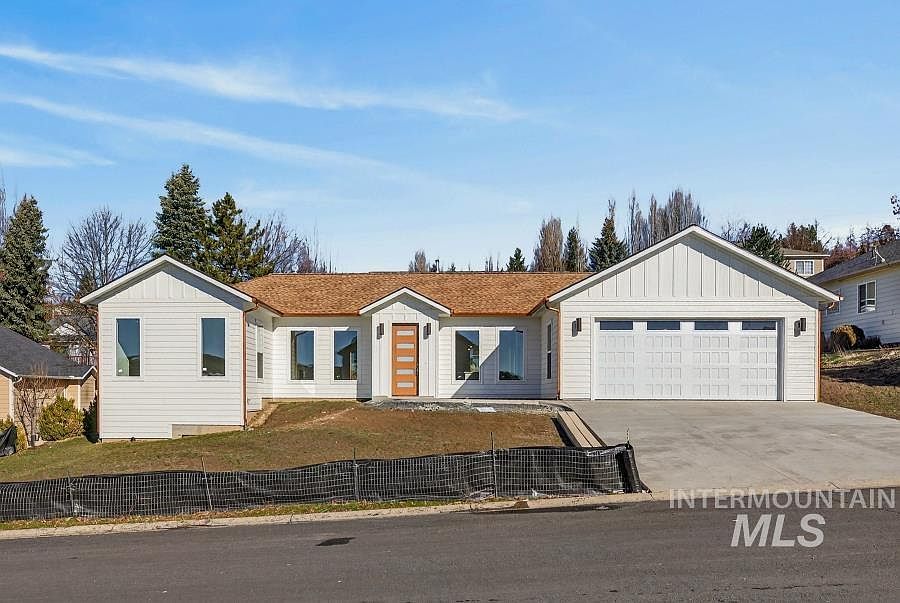 780 Victoria Dr, Moscow, ID 83843 | Zillow