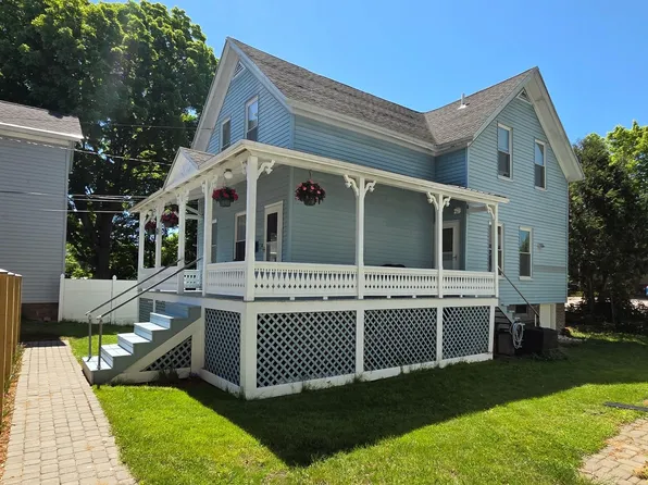 5 1/2 Lyndon Street, Concord, NH 03301