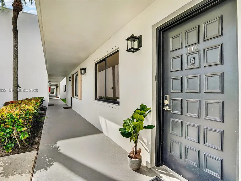9920 NW 68th Pl #110 — Photo 2