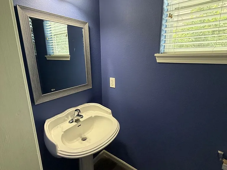 6108 NE 84th Ave — Photo 9